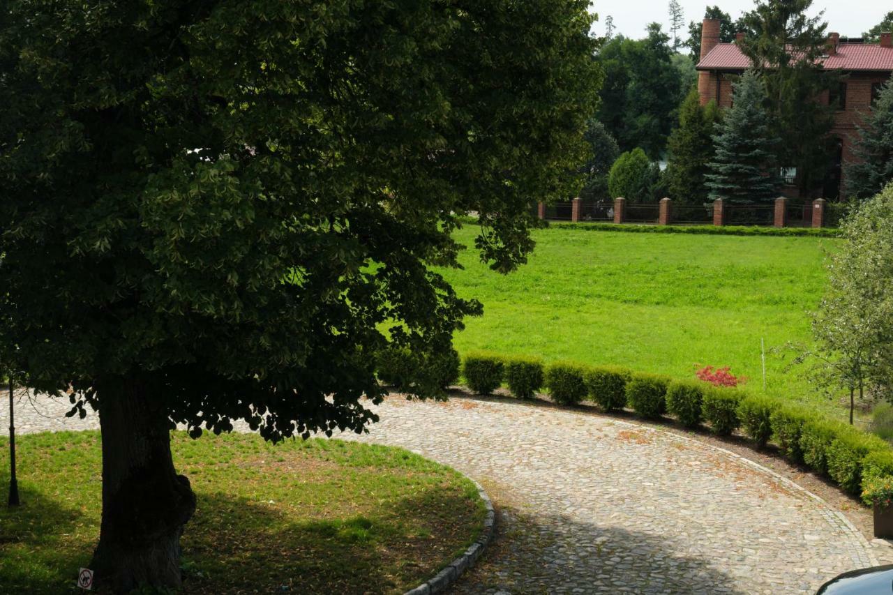 Hotel Stary Mlyn Strzeszyn Lubowo  Esterno foto